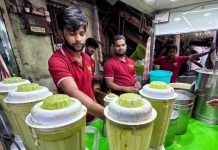 मखमली आणि हिरवा ताहुरा, एका ग्लासमध्ये डेक्कन रमझान परंपरा