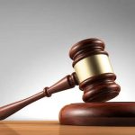 लैंगिक हेतूने शाळकरी मुलीचा हात बळजबरीने धरून पाठलाग केल्याप्रकरणी पुरुषाला 3 वर्षांची शिक्षा