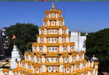 अंगारकीनिमित्त दगडूशेठ गणपती मंदिरात दाक्षिणात्य पुष्पसजावट आकर्षणाचे केंद्र