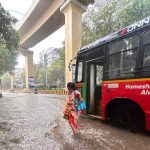 विलंबाने, पण मान्सूनपूर्व सरी रहिवाशांना दिलासा आणि आशा देतात