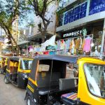 पुण्यात पावसाला सुरुवात होताच ऑटोचालक आणि कॅबीने नकार दिल्याने प्रवाशांचे हाल झाले