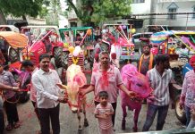 पुरंदर ता.हरगुडे येथे ट्रॅक्टरच्या सजविलेल्या मिरवणुकीत उत्साहात साजरा झाला आखाडी-बेंदूर